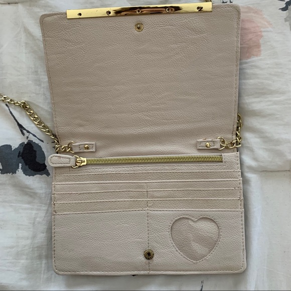 Betsey Johnson Clutch/Over-the-Shoulder Bag - Picture 3 of 6